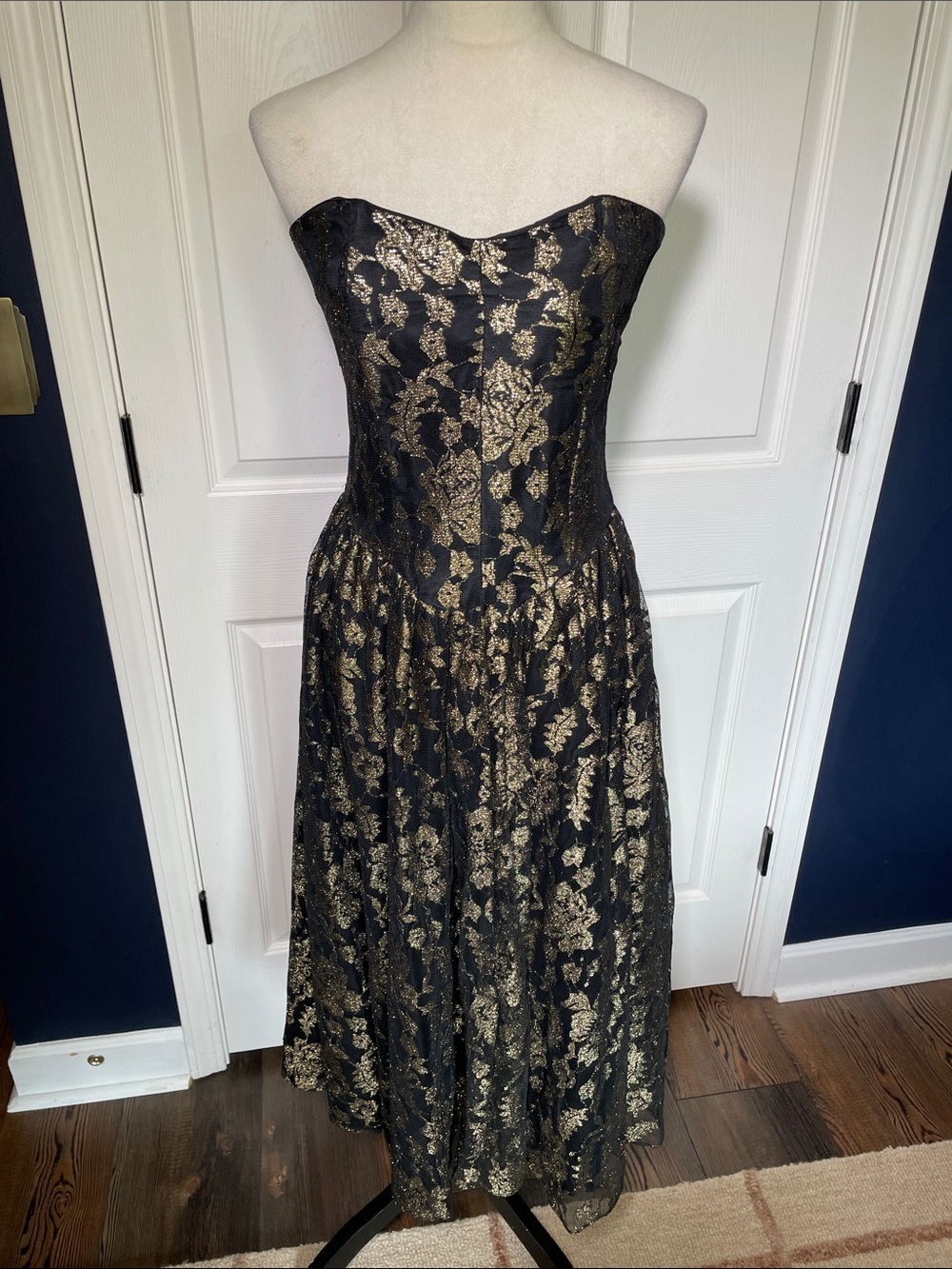 1980s Black Gold Metallic Floral Lace Drop Waist Maxi Dress Strapless Gown Sz 10